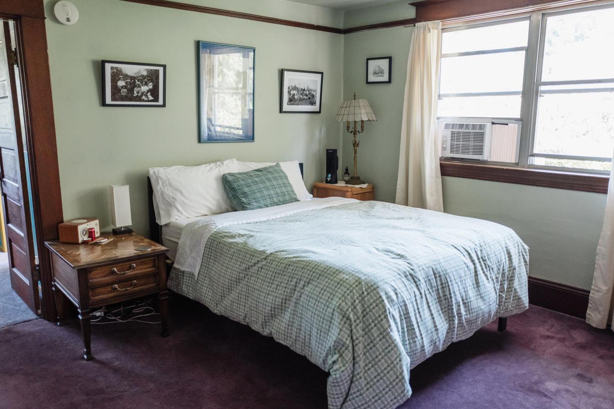 Southeast Comfy & Eclectic Craftsman Portland